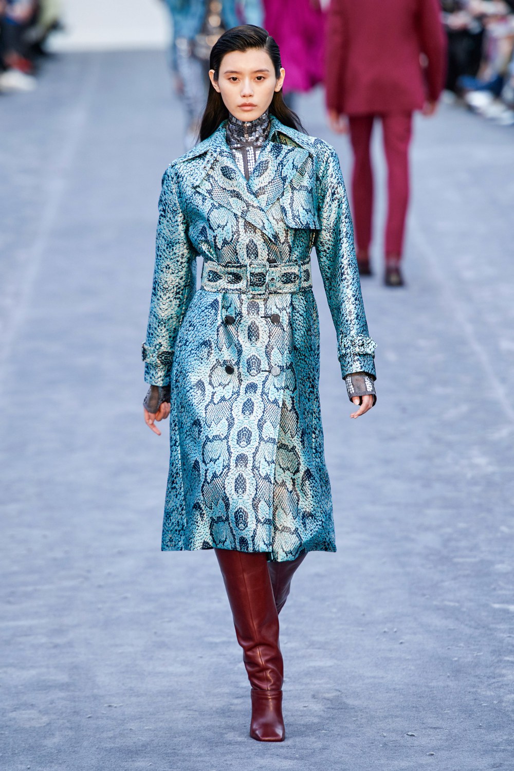 обзор модной коллекции Roberto Cavalli осень-зима 2019-2020, принт под питона 