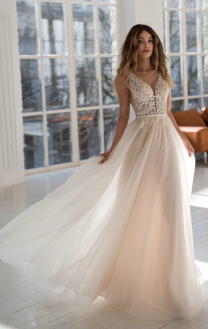 многослойное белое свадебное платье, мода для невест 2020